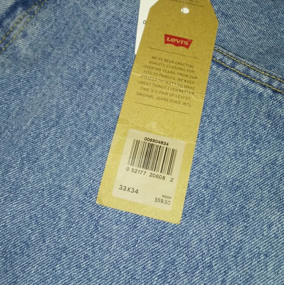 Jeans Levi's Femme 550 - Coupe Relaxée, Jambe Fuselée - Taille W28 L23 - Neuf